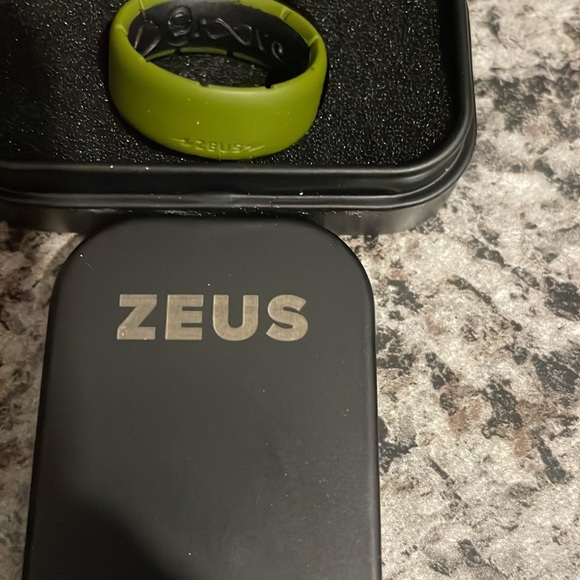 Groove Ring Zeus - Picture 3 of 4